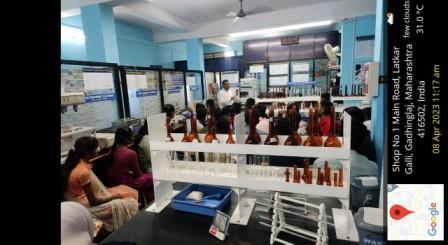 Hon. Shri. Rupesh Gawade guiding the Students in Pharmaceutical & Chemical Analytical ,Training Institute, Gadhinglaj