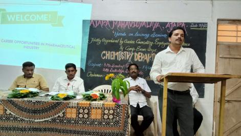 In Hands-on Training Seminar Mr. Sandeep Gawade guiding the Students 